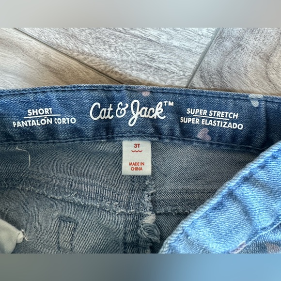 SUPER CUTE Cat & Jack Toddler Girl Shorts 3T - Picture 2 of 3
